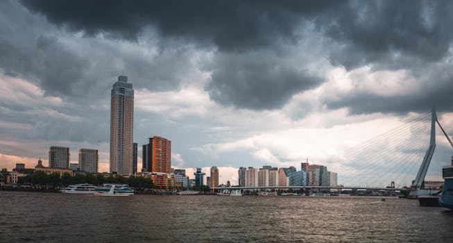 Weer Rotterdam: vandaag, per uur en 14 dagen