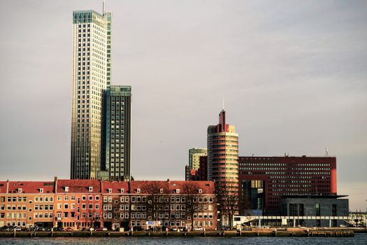 Mobiele telefoon met contactpagina van VGZ, passend bij vgz telefoonnummer gratis rotterdam